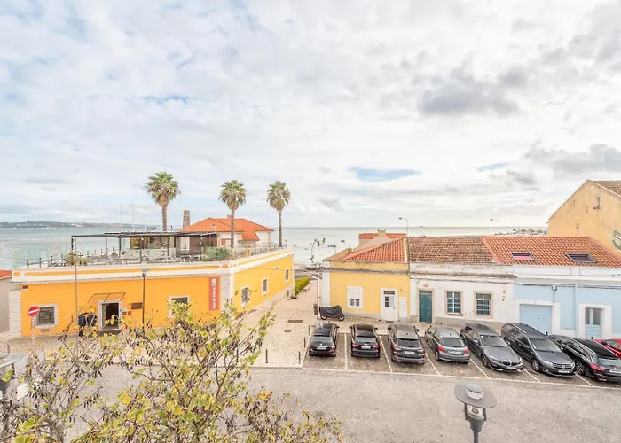 Guestready - Conde Alcacovas * Paço de Arcos