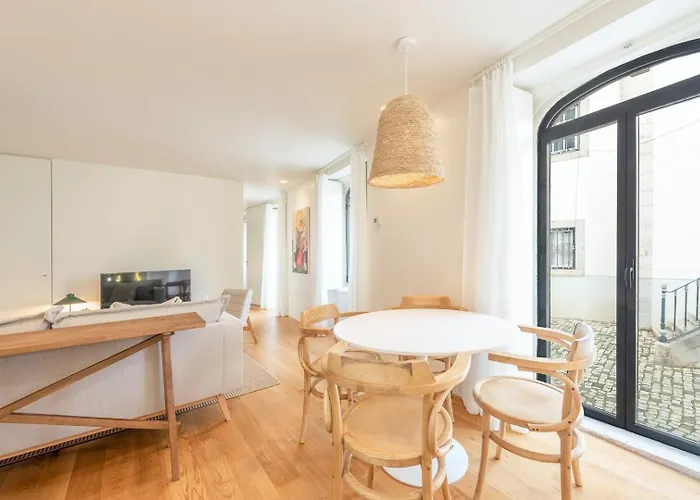 Guestready - Conde Alcacovas * Paço de Arcos